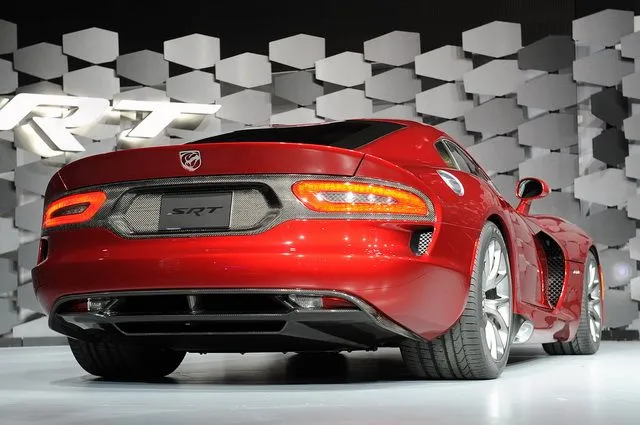 Dodge Viper SRT 2013: regresa el superdeportivo americano | Lista ...