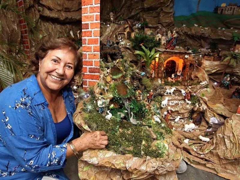 Doña Fanny elabora el pesebre hace 65 años | Gente de Cabecera