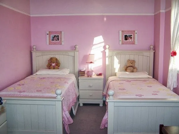 Dormitorio color rosa para dos niñas - Dormitorios colores y estilos