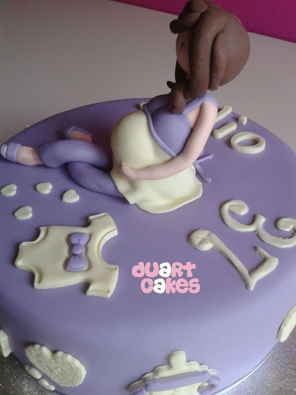 DUART CAKES: Tarta chica embarazada