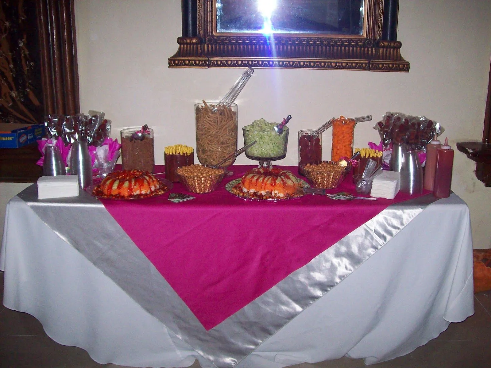 Dulces Creaciones Candy Bar: MESA DE SALADOS!