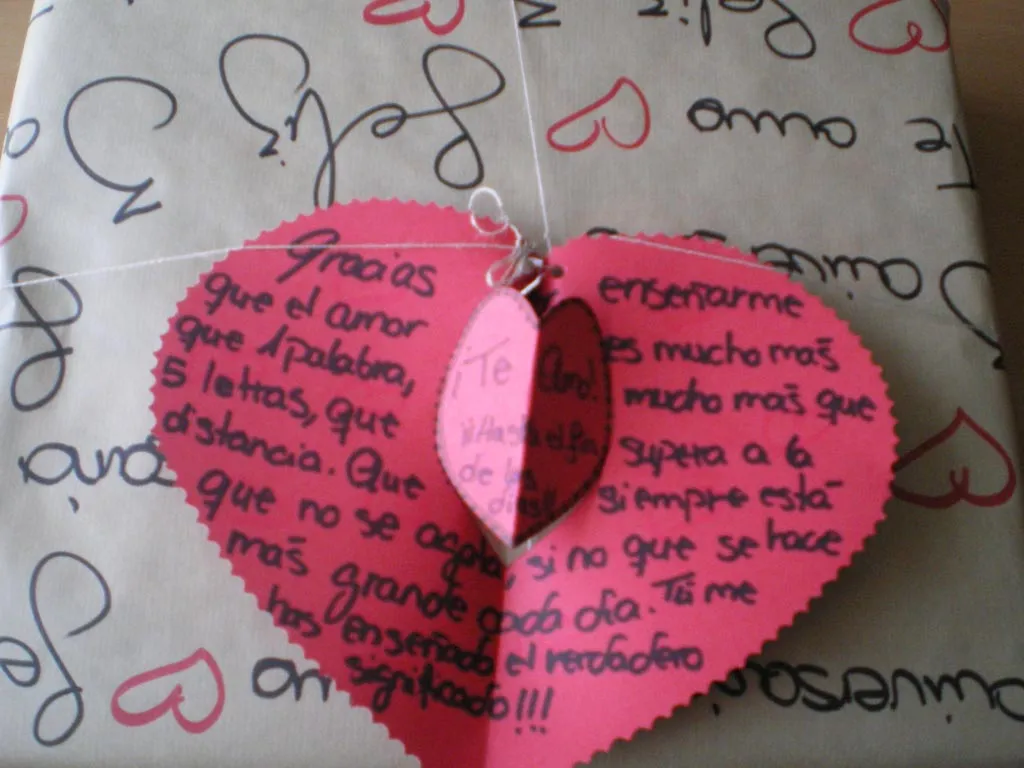 Dulces detalles con corazon...: papel de regalo personalizado