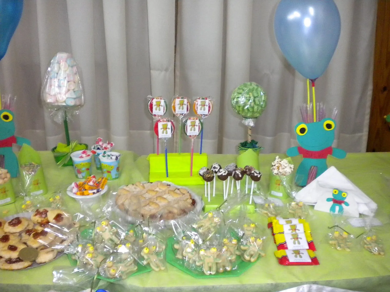 Dulces Eventos: TEMATICA SAPO PEPE