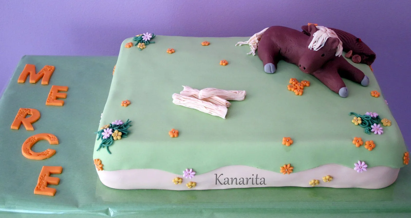 Los dulces de Kanarita: Pastel " Caballo I "