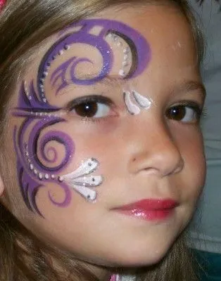 EDUCACIÓN INFANTIL EN EL COLEGIO: MAQUILLAJE ARTÍSTICO PARA CARNAVAL