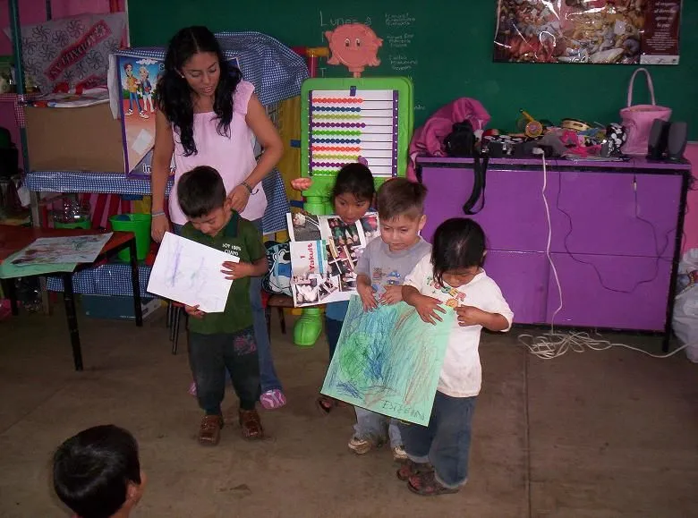 Educación Preescolar: [Fotografías] En algunas prácticas