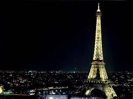 Eiffel I'm in Love ~ Paramita Diani