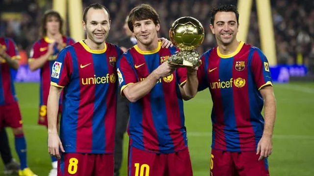 Eight FCB players aspire to Ballon d'Or 2011 | FC Barcelona