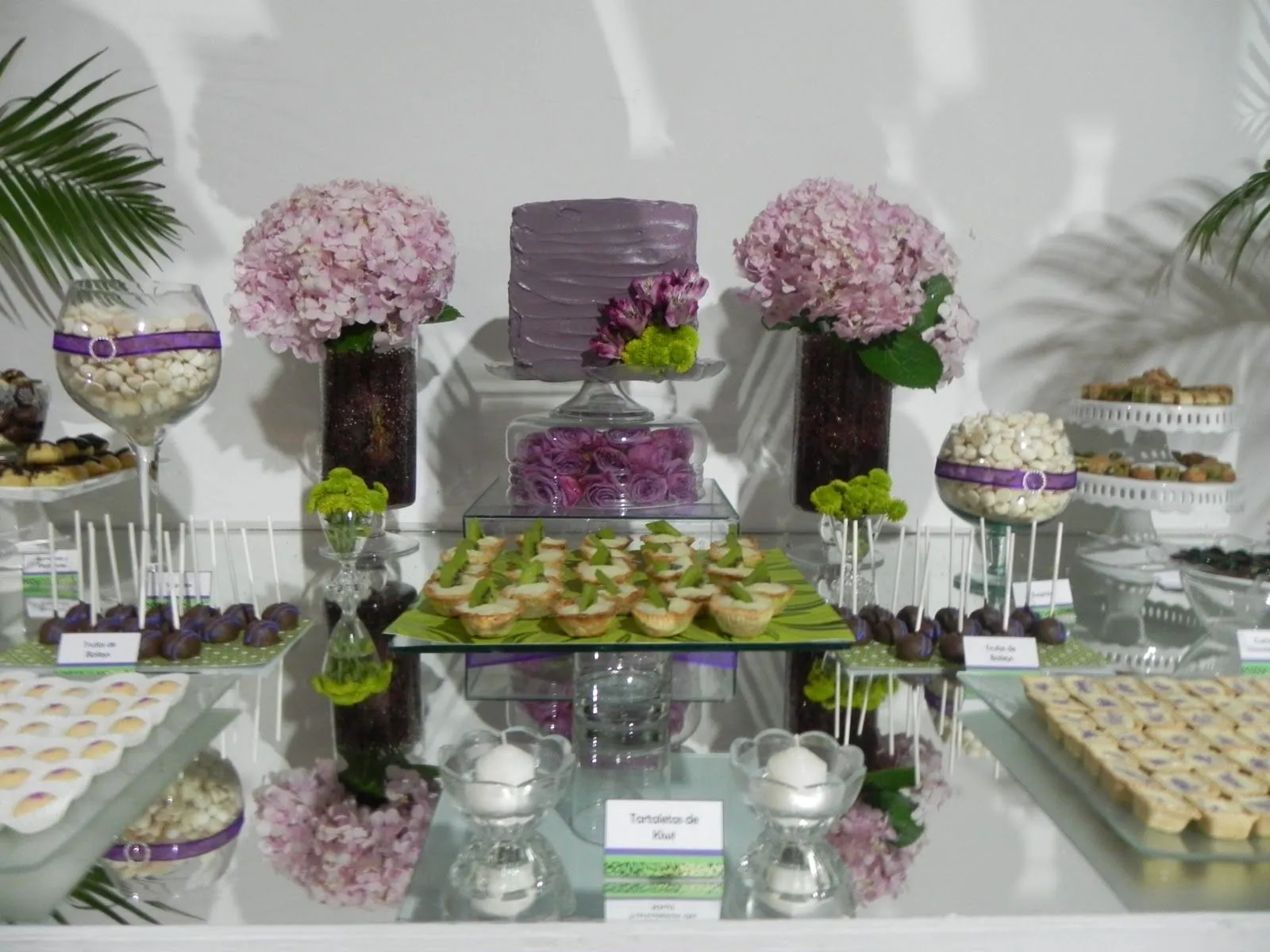 Elegancia en Morado y Verde | Eventos Sibaritas