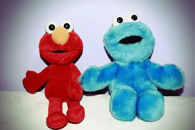 Elmo & Cookie Monster, a Love Story | Flickr - Photo Sharing!