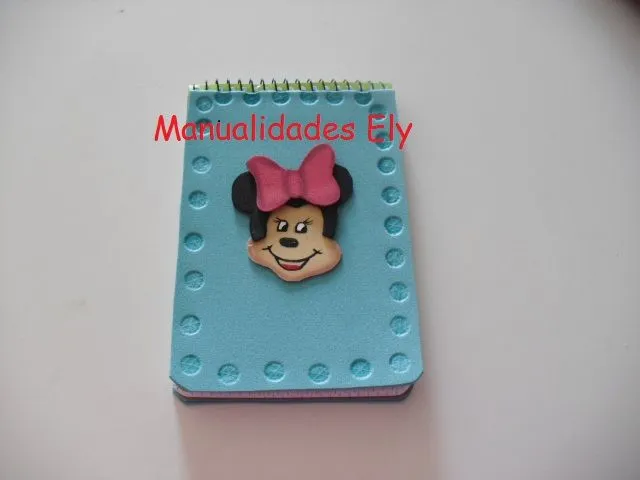 ELY FONDANT MANUALIDADES: Libretas decoradas con goma eva