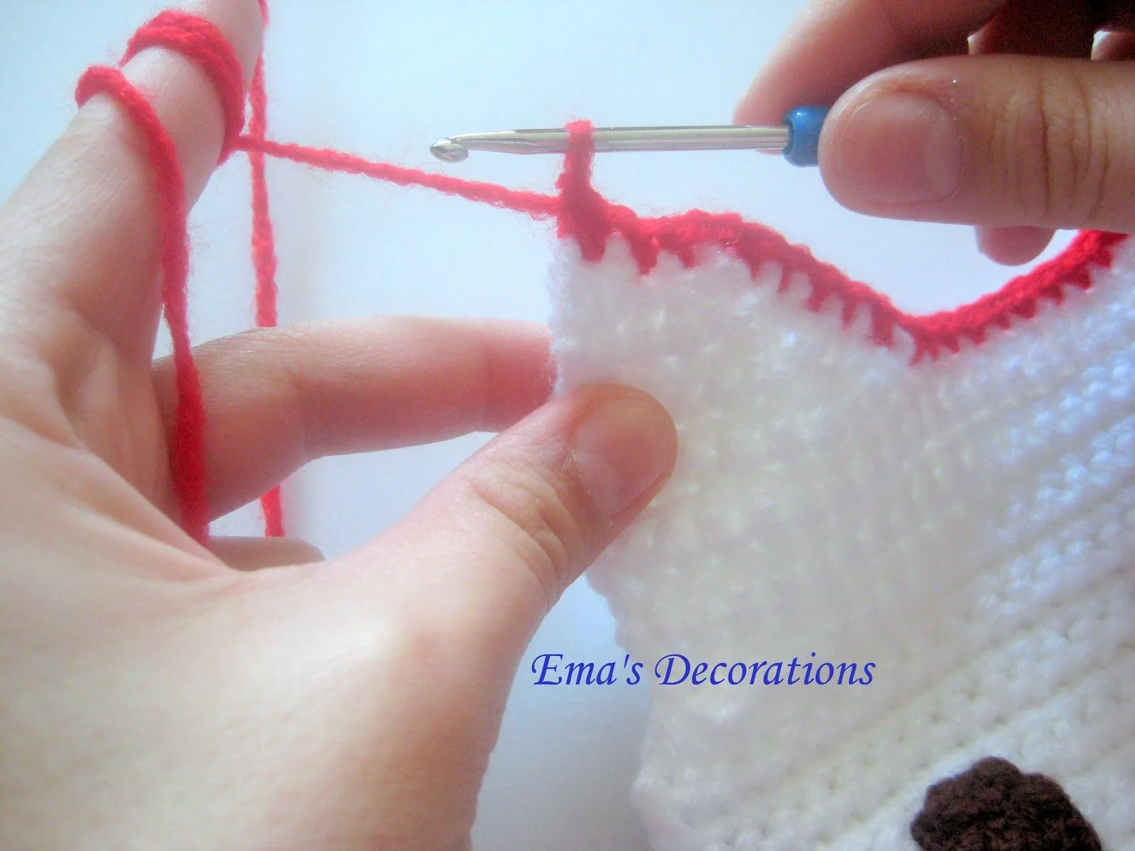 Ema's Decorations: Crochet Hello Kitty Purse - my pattern