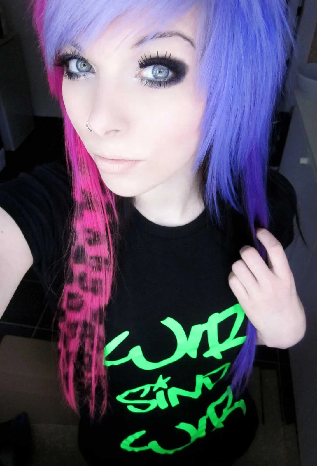 emo girl, ira vampira, scene queen, colorful hair, purple blue ...