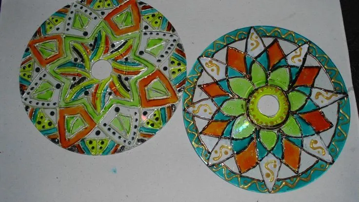 empezando a pintar mandalas con laca vitral y pintura dimensional ...