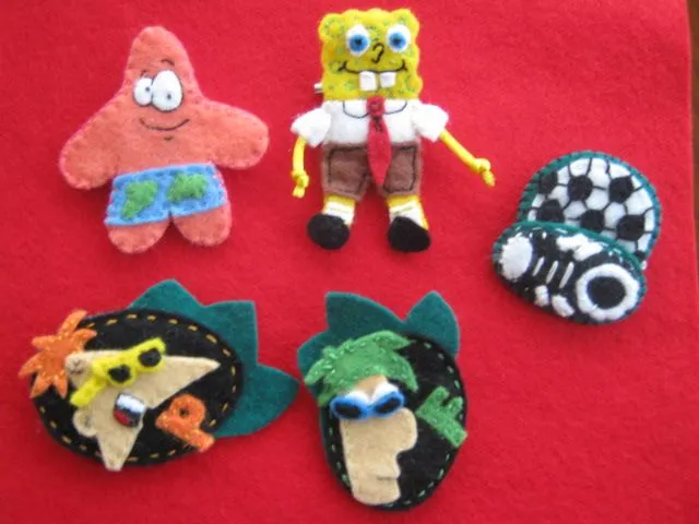  ... enganchados a la serie phineas y ferb estos broches los he hecho por