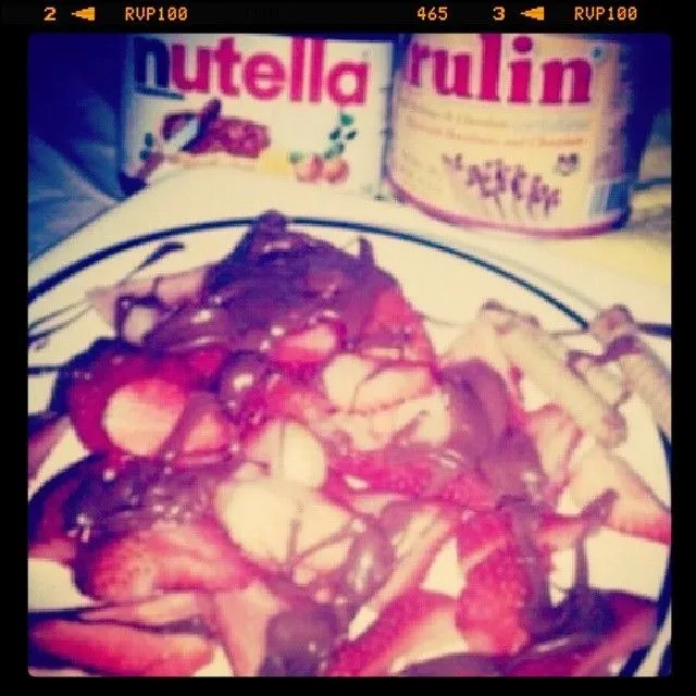 epale #me #nutella #pirulin #fresas #felicidad - No matter what ...