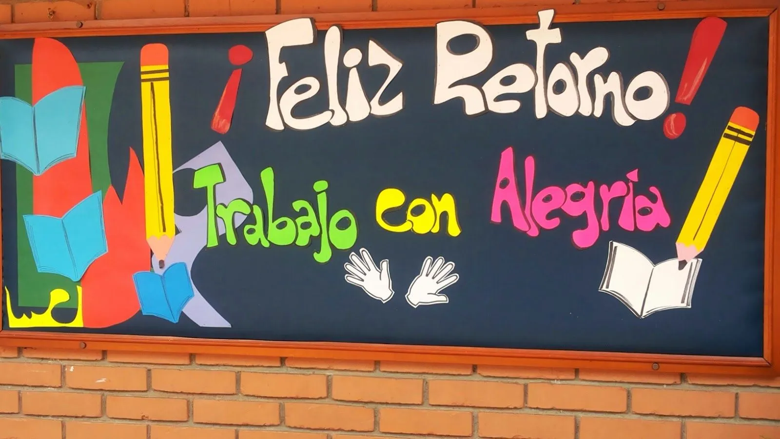 EREINGAMIS: CARTELERA DE BIENVENIDA A CLASES