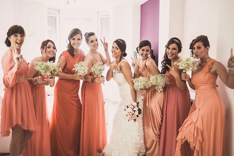 Cómo escoger los mejores vestidos para tus damas de honor | Bodas ...