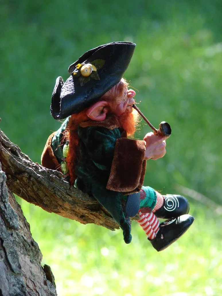 Algo esconde Caher Maiden...: La figura del leprechaun, el duende ...