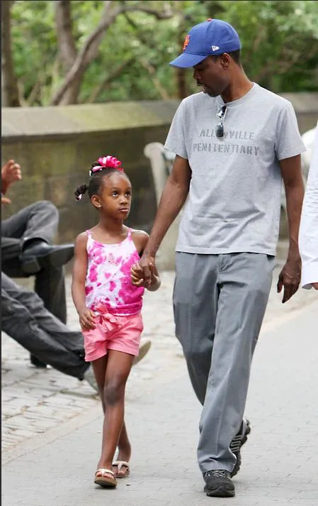 Escreva Lola Escreva: ACEITAR NOSSO CABELO, UM ATO POLÍTICO