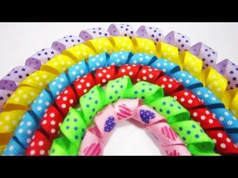 Escuchar Como Hacer Un Brazalete En Forma De Lazo Con Cinta ...