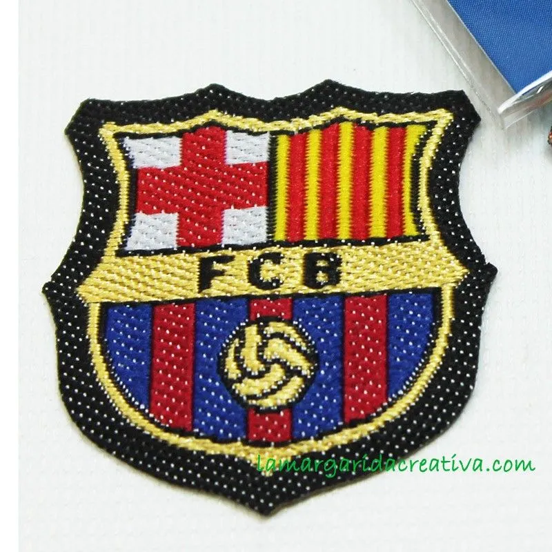 ESCUDO OFICIAL F. C. BARCELONA PARCHE BORDADO TERMOADHESIVO PEQUEÑO