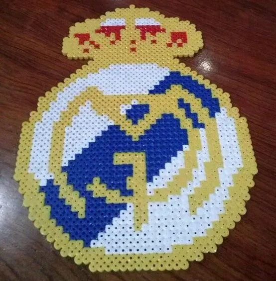 Escudos on Pinterest | Real Madrid