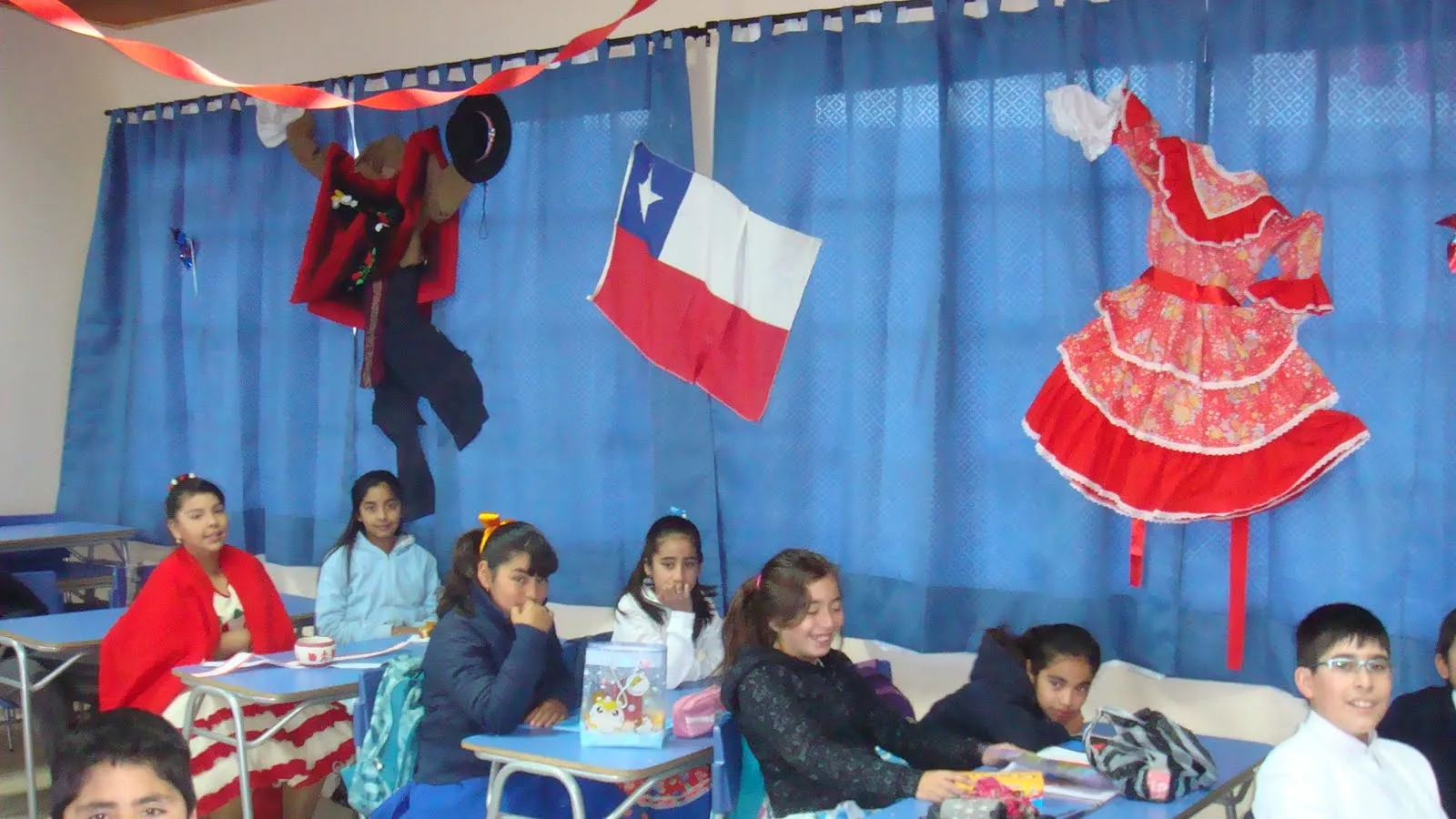 ESCUELA ALIRO LAMAS CASTILLO: FIESTAS PATRIAS