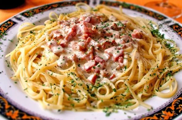 Espagueti a la carbonara auténtico - Taringa!