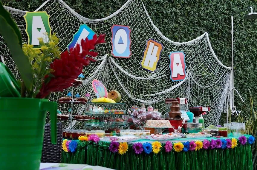 c eventos: Fiesta temática hawaiana