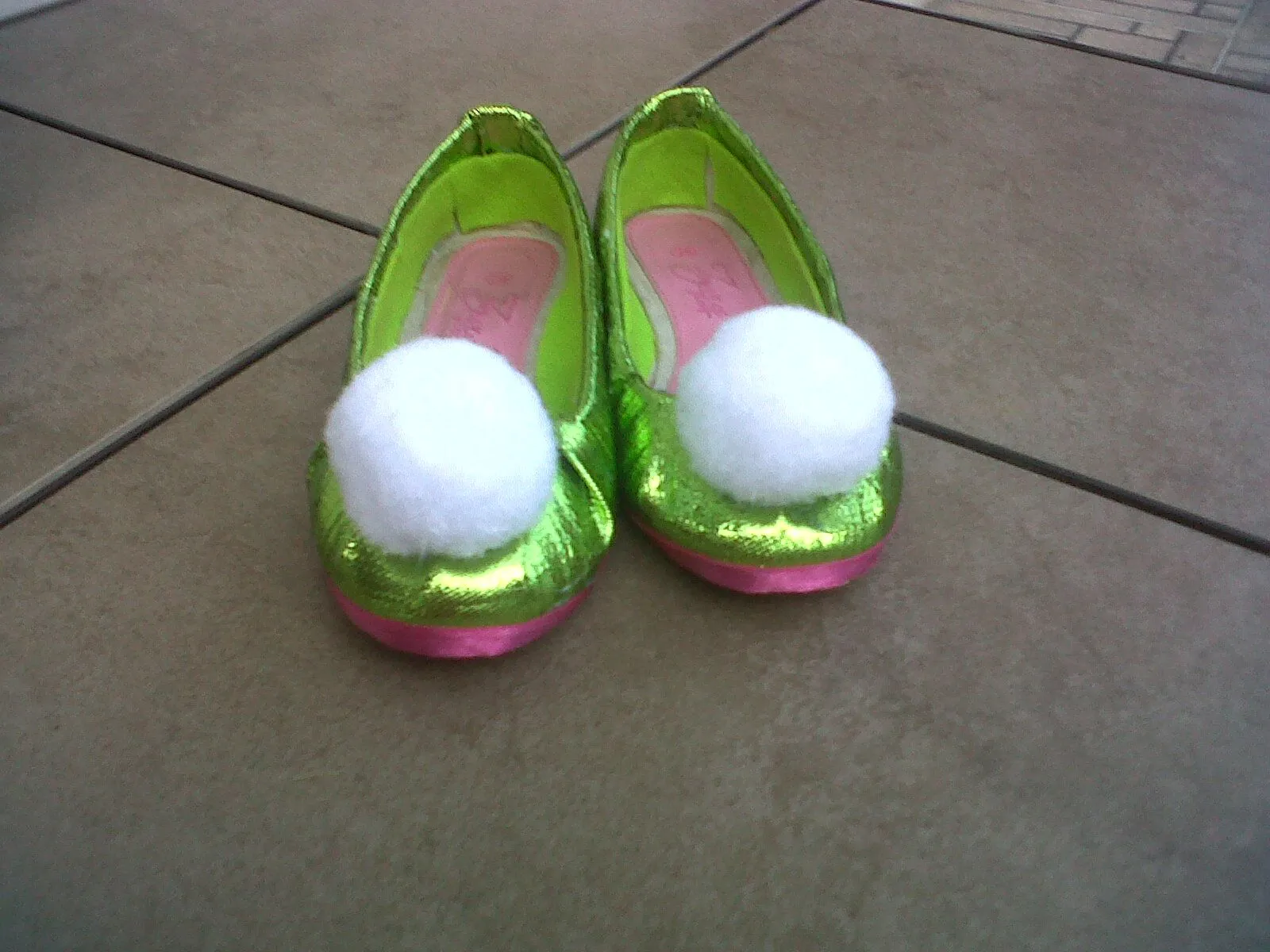 Events & Crafts.: Zapatos forrados para disfraz de Tinkerbell.