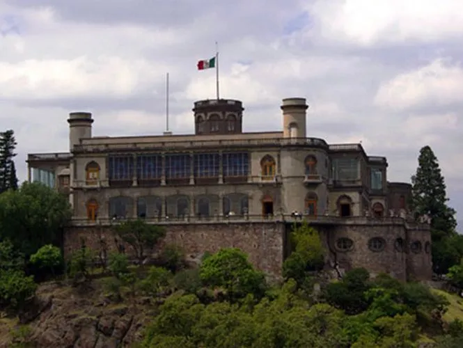 Excélsior en la Historia: En México el único castillo monárquico ...