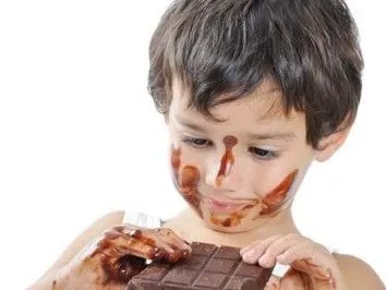 El exceso de dulce en los niños fomenta la agresividad de mayores ...