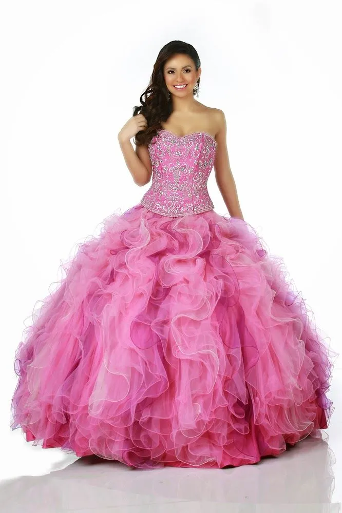 Exclusivos vestidos de 15 años estilo princesa | Colección Disney ...