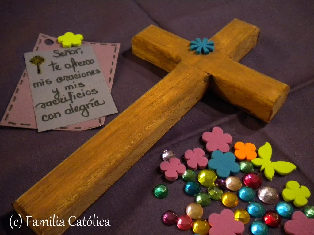 Familia Católica: Decora una cruz durante Cuaresma