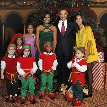 La familia Obama reunida en un concierto navideño