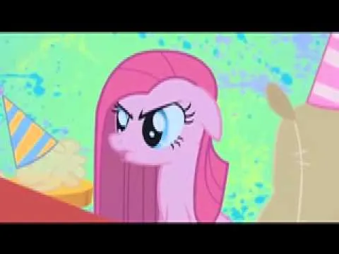 Fandub- Pinkie Pie pierde la cabeza - YouTube