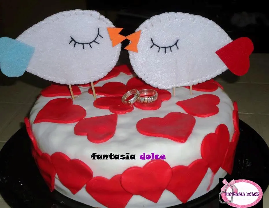 FANTASIA DOLCE: TORTAS EN FONDANT: PARA CUALQUIER OCASION