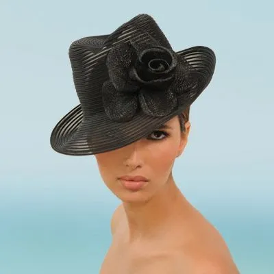 FASHiONISTA: Sombreros de playa