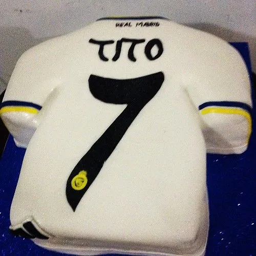 Feliz cumpleaños!!!! #cake #pudín #torta #RealMadrid #cumpleaños ...