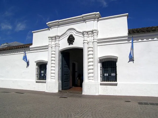 Felíz Día de la Independencia! El acto central es al mediodía en ...