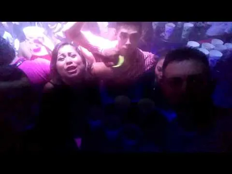 Fiesta en Cancun, antro la vaquita - YouTube