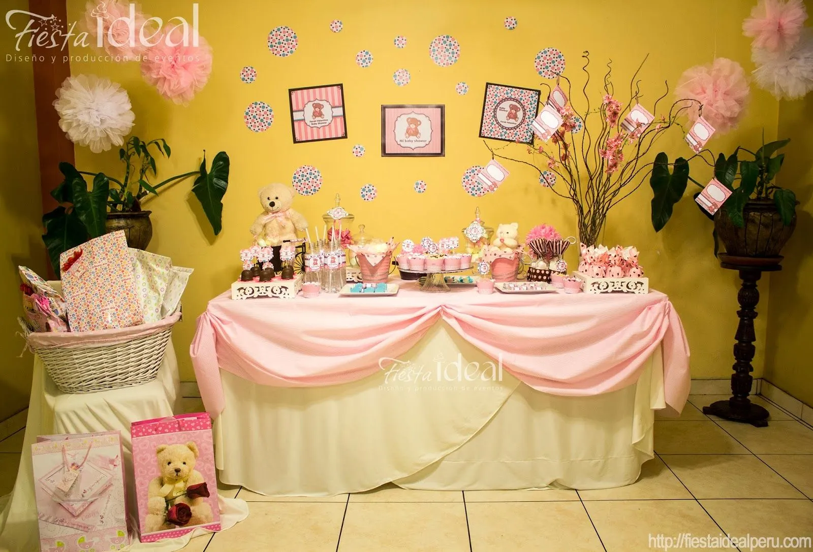 Fiesta Ideal Peru: Decoración y Catering-Candy Bar: Baby Shower Osita