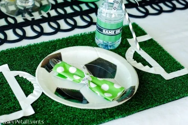 Fiestas con encanto: Decoración mesa de cumpleaños: Fútbol