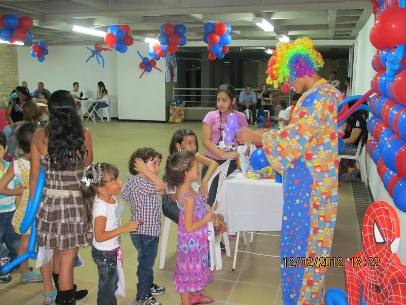 FIGURAS CON GLOBOS | Revoltosos Recreaciones | Fiestas Infantiles ...