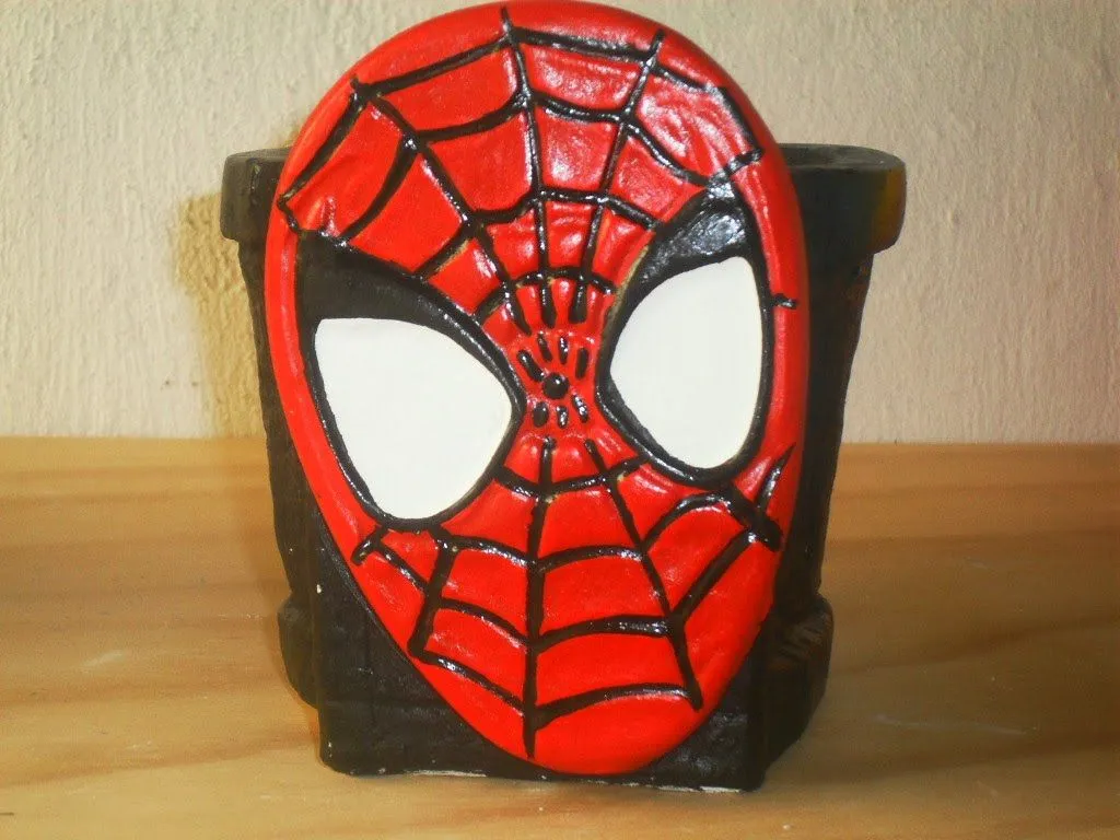 FIGURAS DE YESO: DULCERO SPIDERMAN