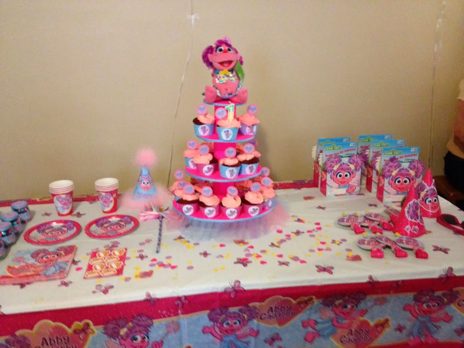 First Time Mom and Losing It: DIY Abby Cadabby Birthday Party ...