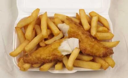 fish and chips plato de comida rapida tipico en inglaterra