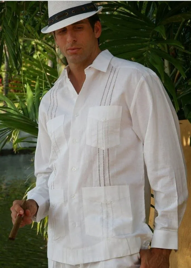 Fitness en la Playa: MODA PLAYERA PARA HOMBRES: LA GUAYABERA