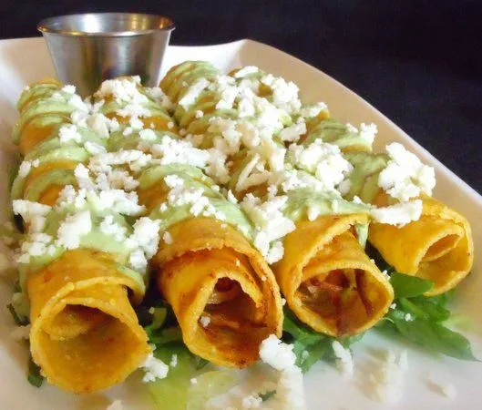 Flautas de Pollo - Picture of Botanas Restaurant & Bar, Branson ...